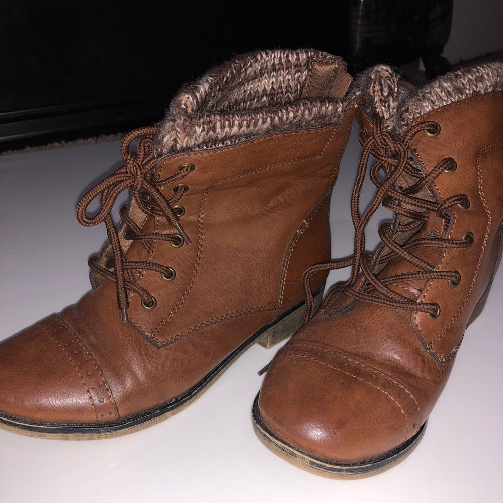Wool booties